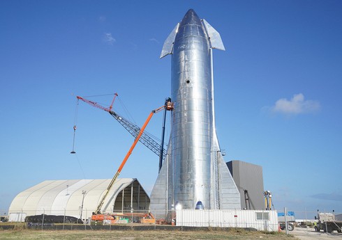 “SpaceX” daşıyıcı raketin yeddinci sınaq buraxılışını təxirə salıb