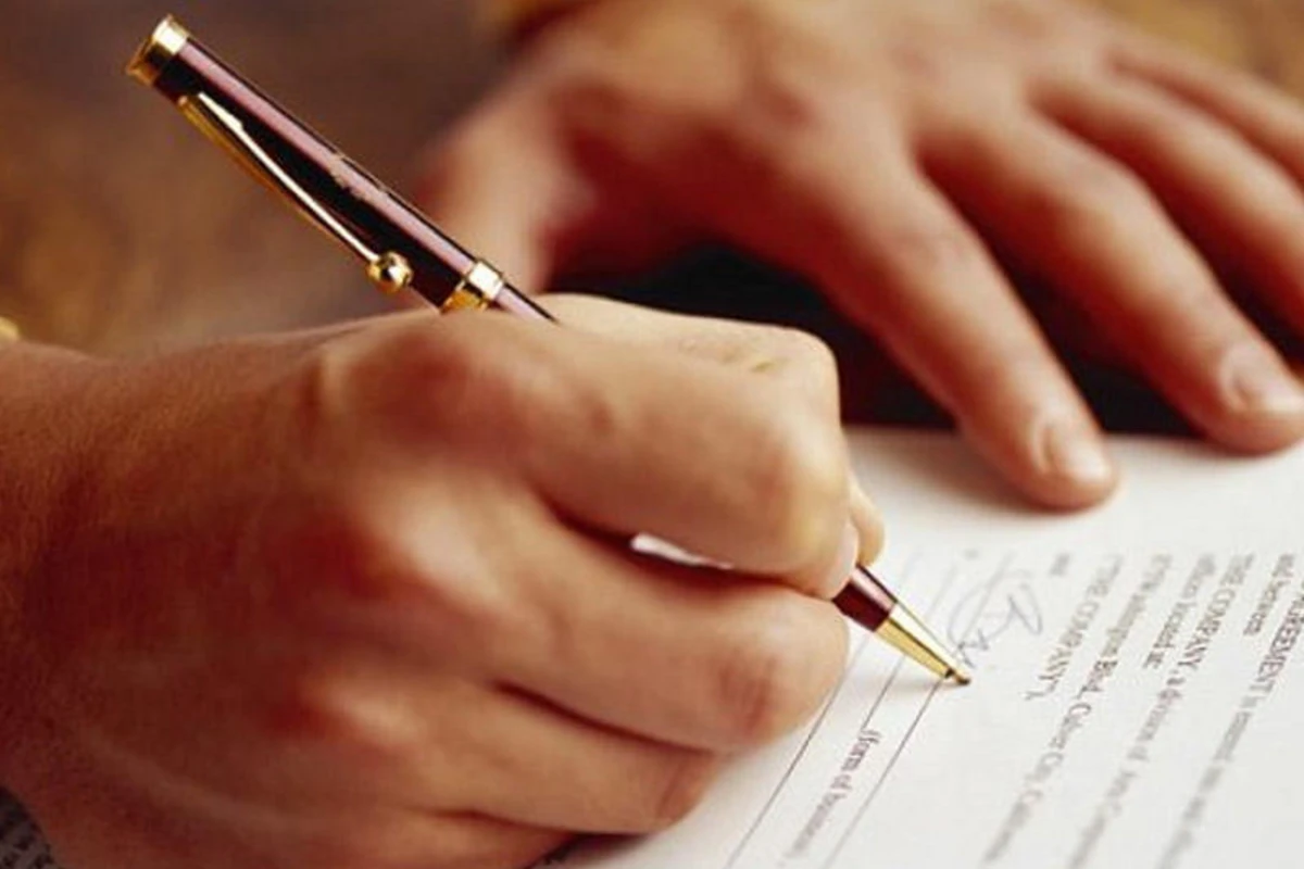 12 nəfəri əmək müqaviləsi olmadan işlədən vəzifəli şəxs barəsində cinayət işi başlanıb