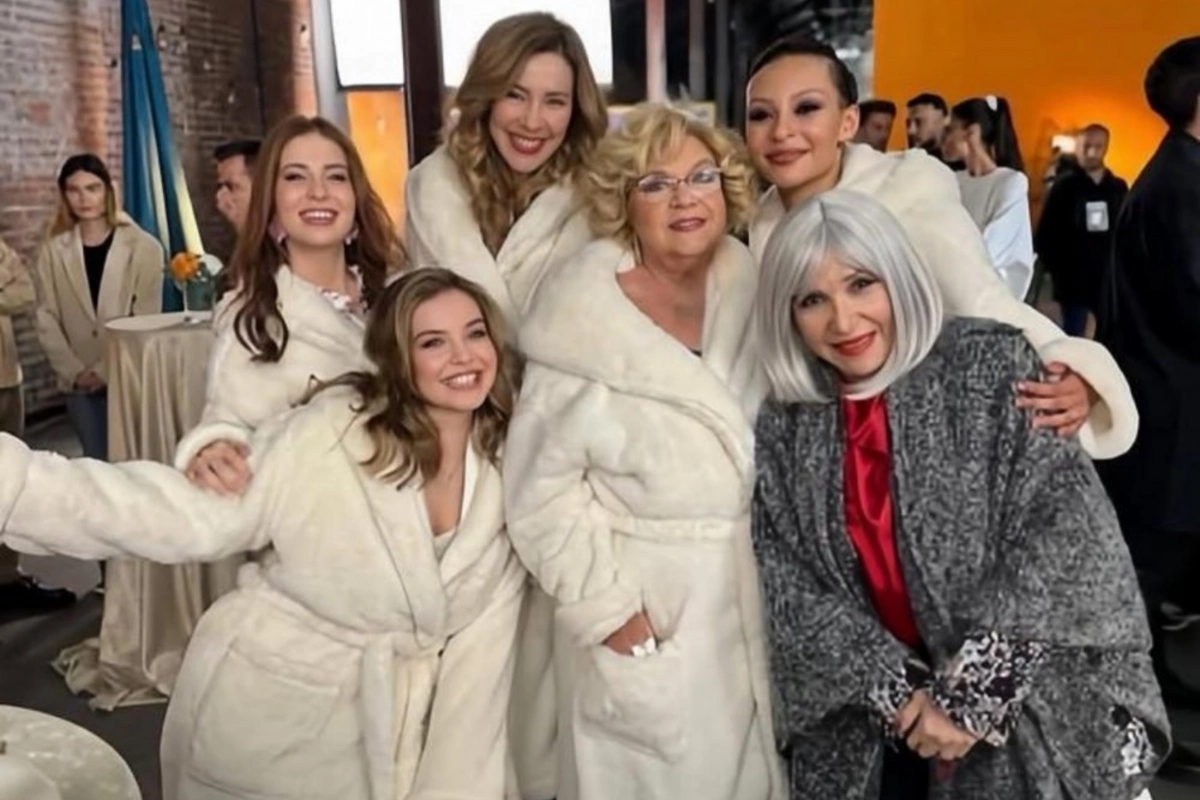 22 il sonra bir araya gəldilər