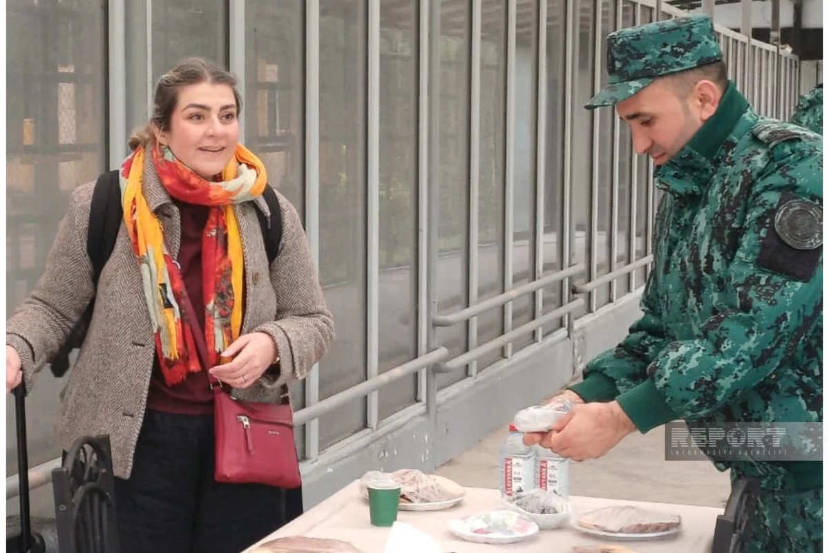 4-ü diplomat olmaqla 17 Azərbaycan vətəndaşı İrandan təxliyə edilib