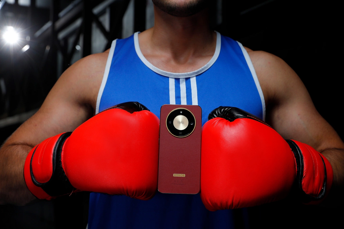 8300 mAh batareyaya malik, sarsılmaz HONOR X9d artıq satışdadır