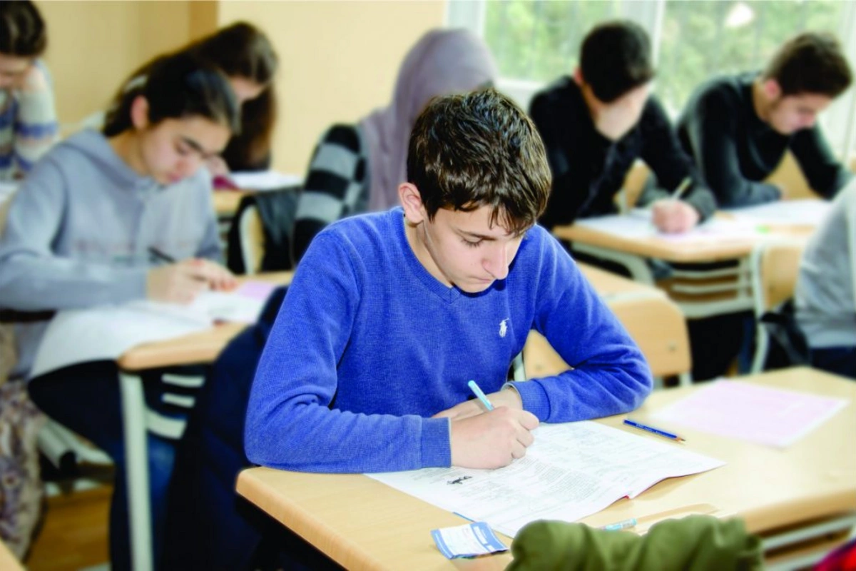 9-cu siniflərin buraxılış imtahanının şəhər və rayonlar üzrə keçirilmə qrafiki açıqlanıb