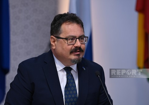 Aİ səfiri Dövlət Bayrağı Günü münasibətilə Azərbaycanı təbrik edib
