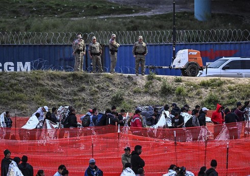 ABŞ-də son bir ildə 270 mindən çox miqrantı deportasiya edilib