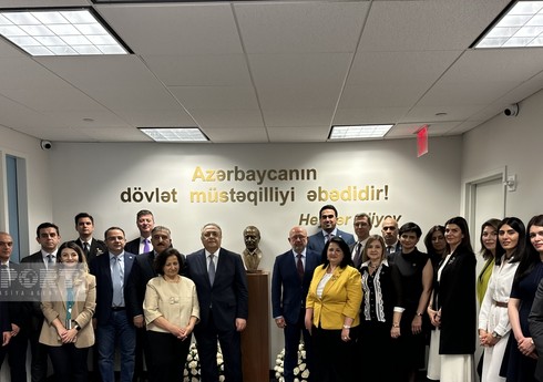 ABŞ-da Heydər Əliyevin büstü açılıb