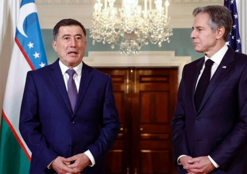 ABŞ dövlət katibi ilə Özbəkistan XİN rəhbəri görüşüb