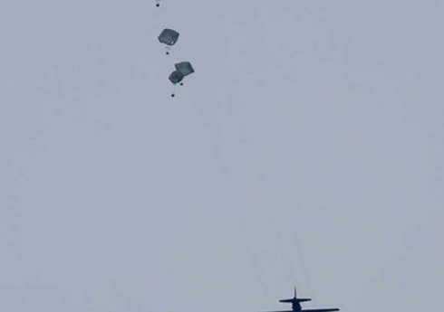 ABŞ havadan Qəzzaya yeni humanitar yardım çatdırıb