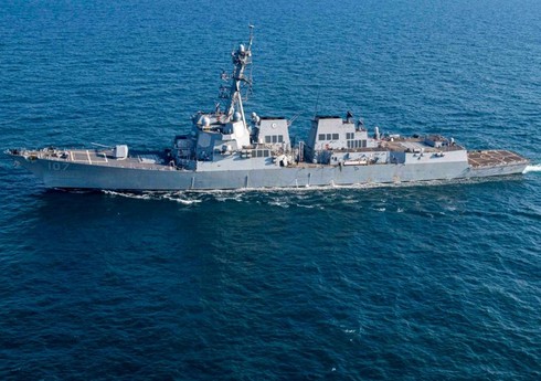 ABŞ-nin gəmisi Qırmızı dənizdə husilərin iki raketini vurub