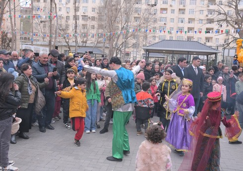 Abad məhəllələrdəki Novruz şənlikləri davam edir