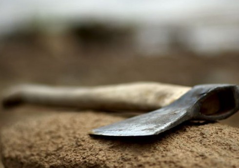 Abşeronda 4 nəfərə kəsici alətlə xəsarətlər yetirən şəxs tutulub, cinayət işi açılıb - YENİLƏNİB-2