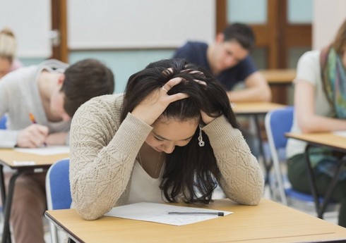 Abituriyentlərin qəbul imtahanında iştirakı üçün qeydiyyatı başa çatıb