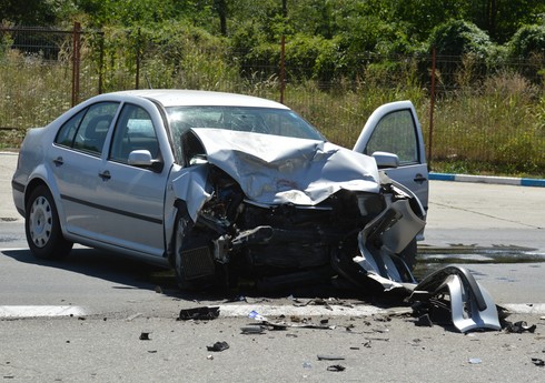 Şabranda yol qəzası olub, 3 nəfər yaralanıb