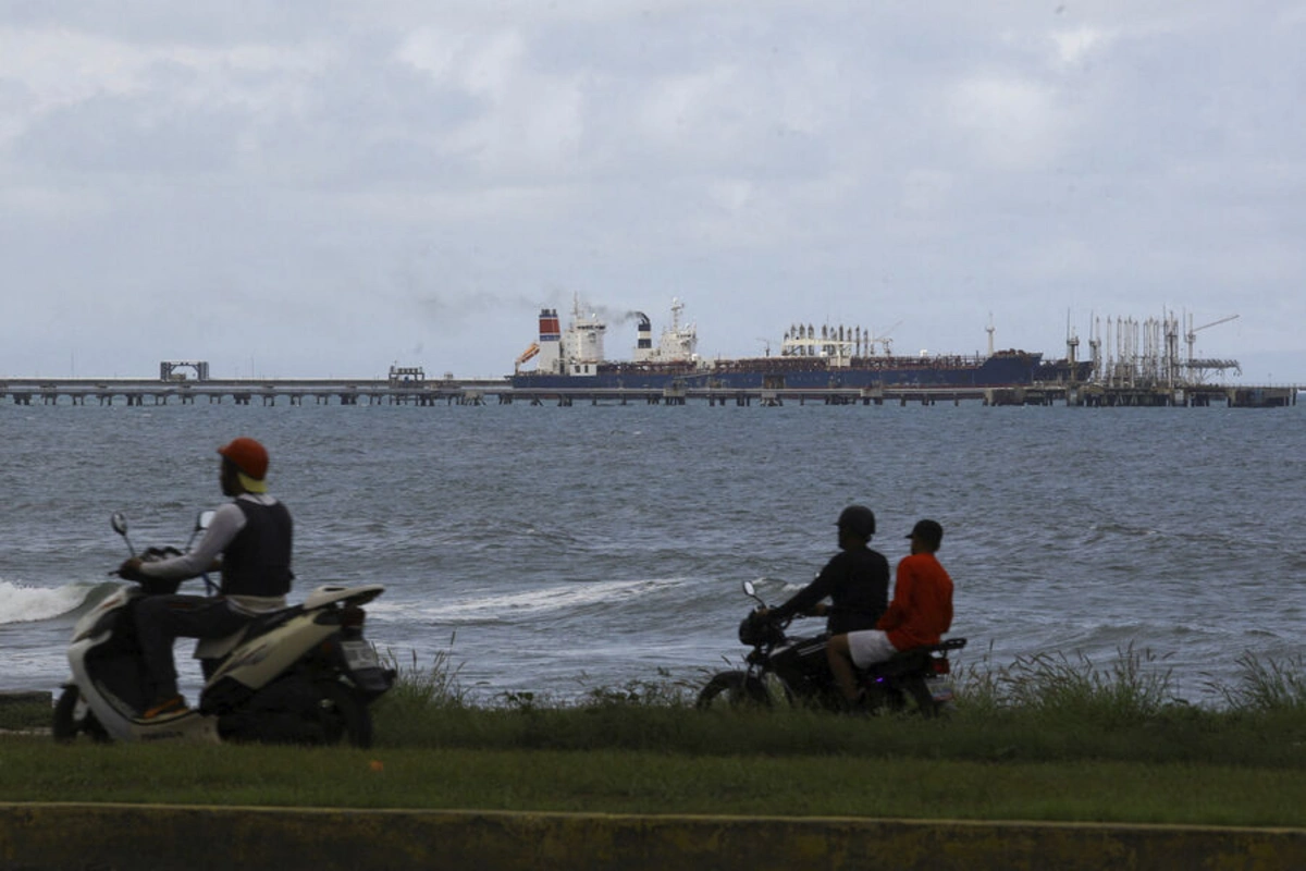 ABŞ hərbçiləri tərəfindən saxlanılan tankerin heyəti açıqlanıb