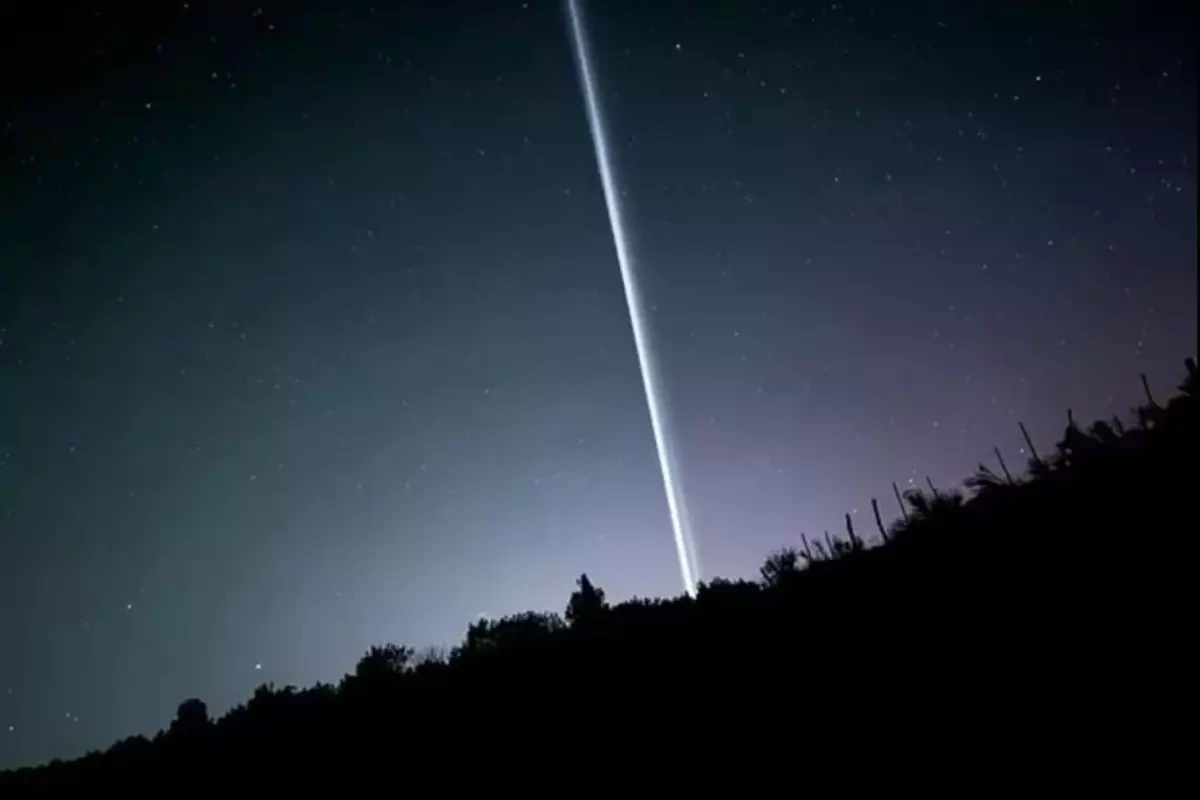 ABŞ səmasında görünən sirli işıq şüası araşdırıldı – səbəbi Çin raketi imiş