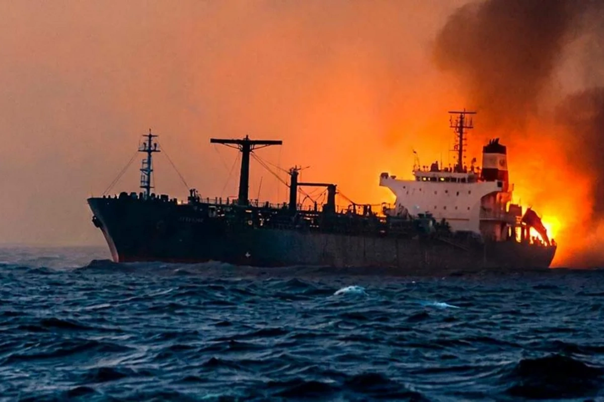 ADNOC tankeri Hörmüz boğazında hücuma məruz qalıb ADNOC tankeri Hörmüz boğazında hücuma məruz qalıb