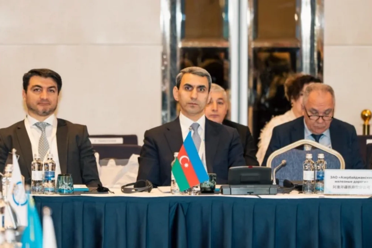 ADY sədri DYƏT ölkələrinin dəmir yolu rəhbərlərinin növbəti iclasında iştirak edib
