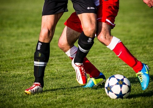 AFFA iki futbolçunu 4 oyunluq diskvalifikasiya edib
