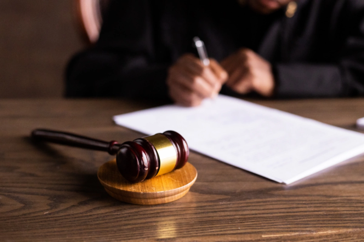 Ağadadaş Ağayevi döyən mühafizəçiyə HÖKM OXUNDU