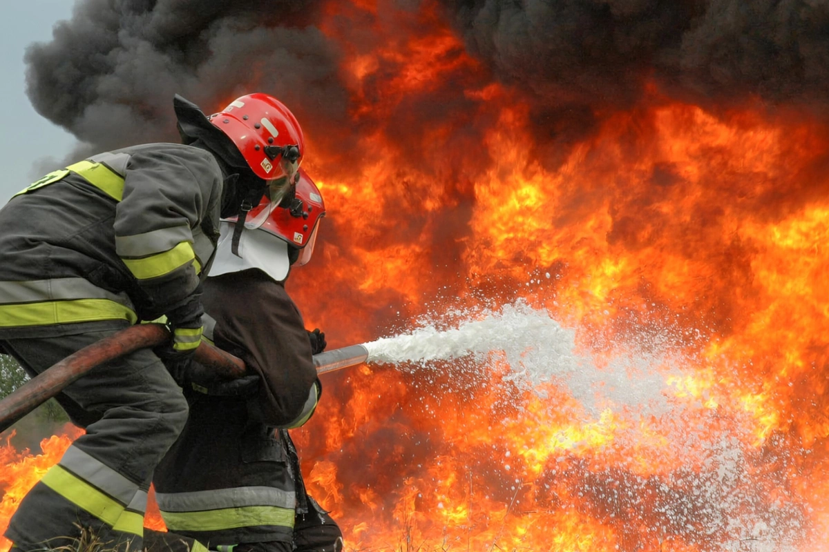 Ağcabədidə evdə yanğın olub, 12 yaşlı yeniyetmə ölüb