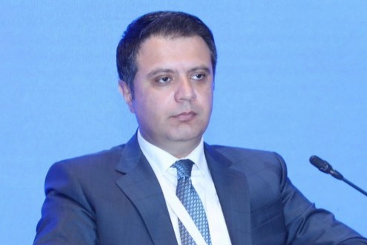 Agentlik sədri onu departament müdiri təyin etdi
