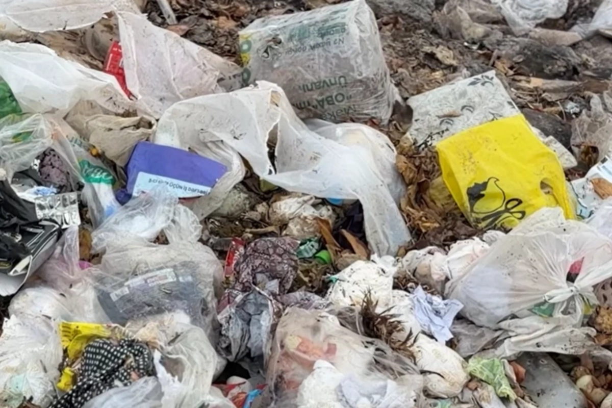 Ağsunun Natəvan küçəsində antisanitar vəziyyət hökm sürür