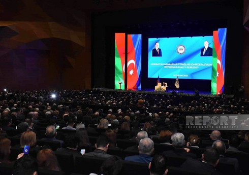 AHİK-in qurultayında İlham Əliyevin prezidentliyə namizədliyinin dəstəklənməsi barədə bəyanat qəbul edilib - YENİLƏNİB