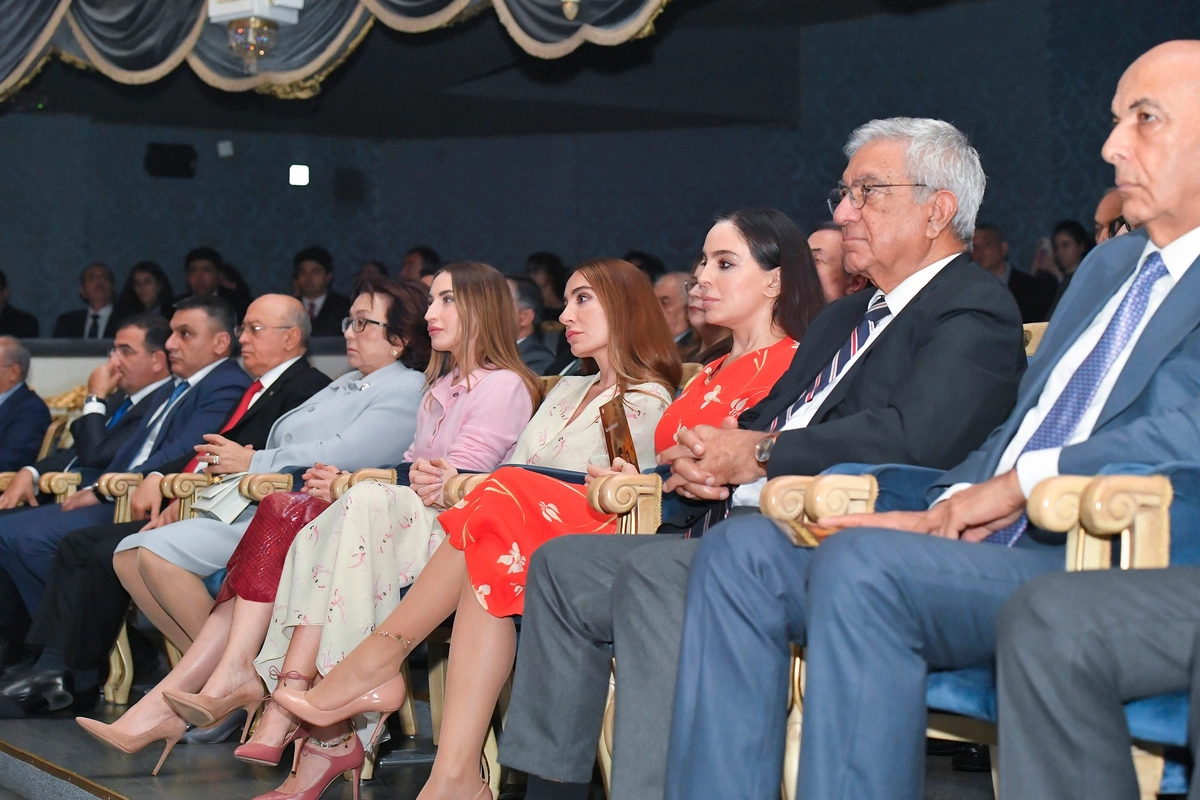 Akademik Musiqili Teatrda 