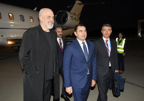 Albaniyanın Baş naziri iqlim sammitində iştirak məqsədilə Azərbaycandadır