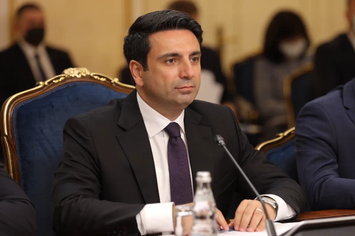 Alen Simonyan: Ermənistanın qonşulara ərazi iddiaları olmamalıdır