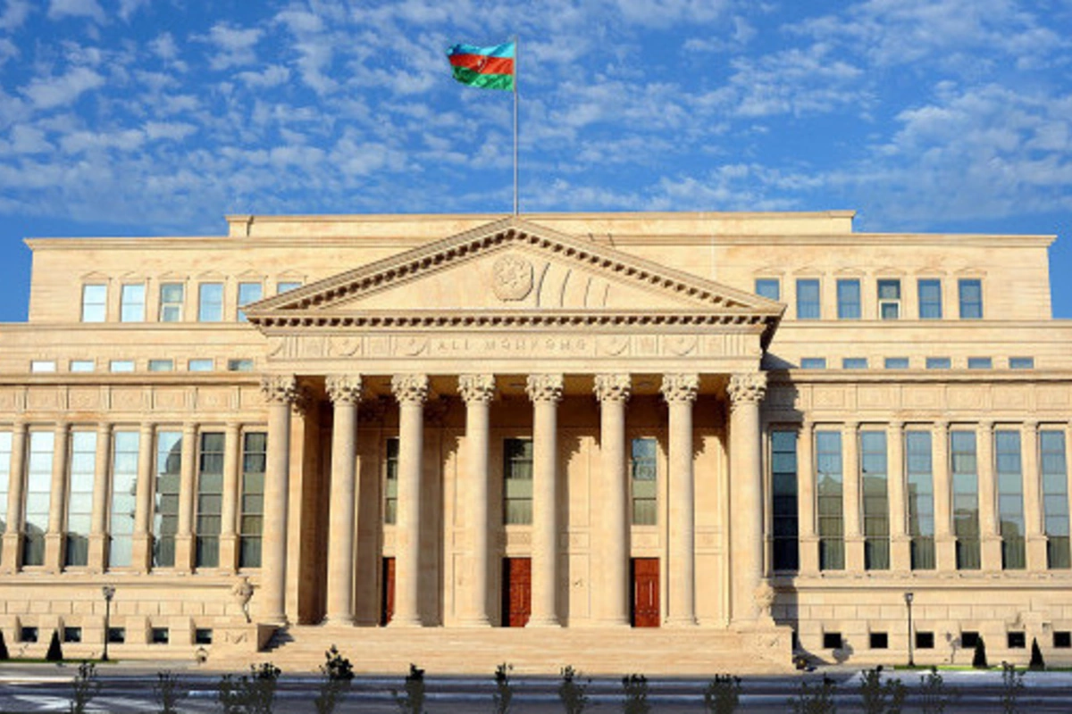 Ali Məhkəmə lizinq ödənişləri ilə bağlı yaranan mübahisəyə aydınlıq gətirib