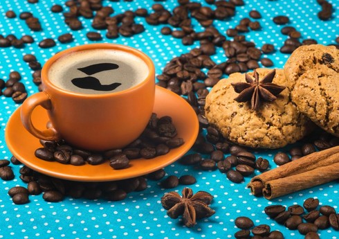 Alimlər: Hər gün çoxlu fincan qəhvə içmək beyin fəaliyyətini yaxşılaşdırır