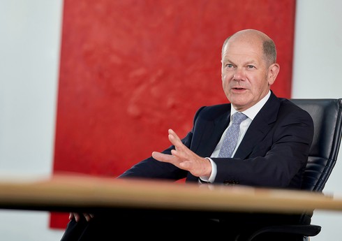 Almaniya kansleri Ukraynaya maliyyə və hərbi dəstək vəd edib Almaniya kansleri Ukraynaya maliyyə və hərbi dəstək vəd edib