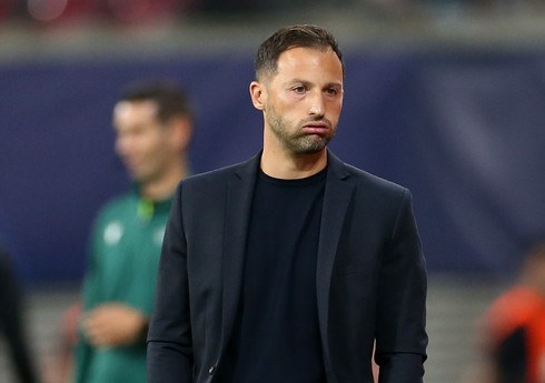 Almaniya klubu məşqçilər heyətini istefaya göndərib