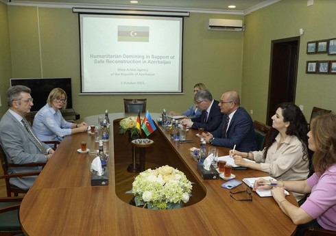Almaniya səfiri Qarabağdakı geniş minatəmizləmə fəaliyyətindən təsirlənib