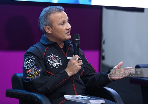 Alper Gezeravcı: 