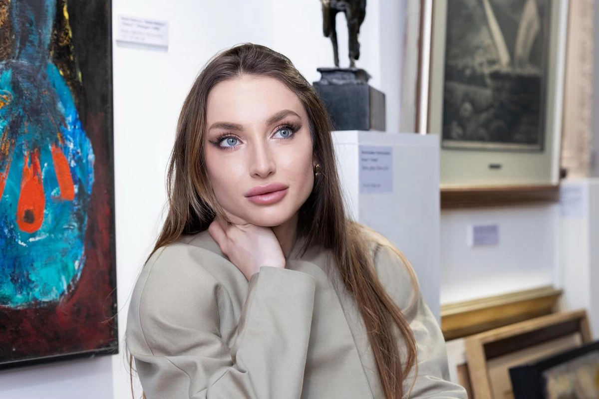Alyona Əliyeva Ukraynadan gələn tələbələr və incəsənət xadimləri ilə görüşdən paylaşım edib
