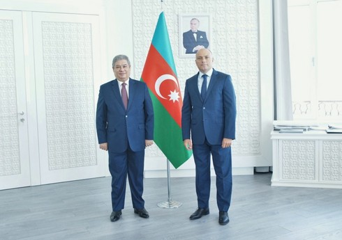 Anar Kərimov Misir səfiri ilə görüşüb