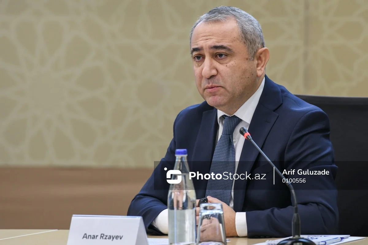 Anar Rzayev: 