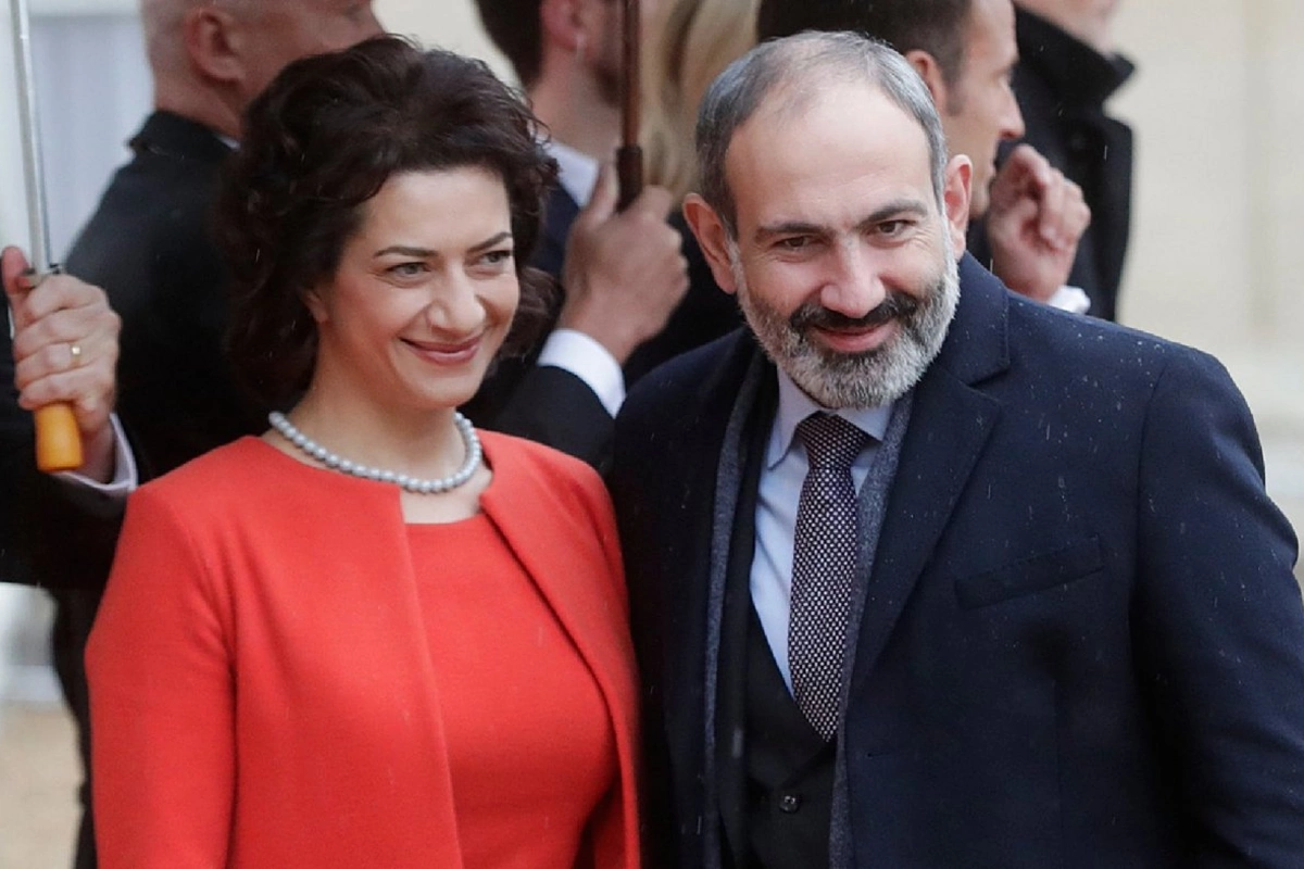 Anna Akopyan Nikol Paşinyanla münasibətlərinə son qoyduğunu elan edib