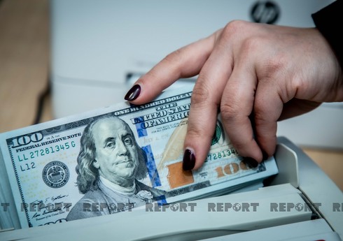 ARDNF valyuta satışını 3 dəfəyə yaxın artırıb ARDNF valyuta satışını 3 dəfəyə yaxın artırıb