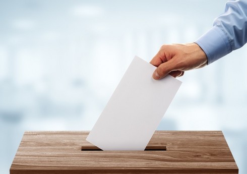 Argentina prezidentliyinə namizədlərin hər ikisi hesab edir ki, seçkidə qalib gəlib