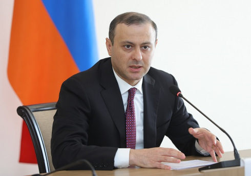 Armen Qriqoryan Yaponiya XİN başçısı ilə Cənubi Qafqazdakı prosesləri müzakirə edib