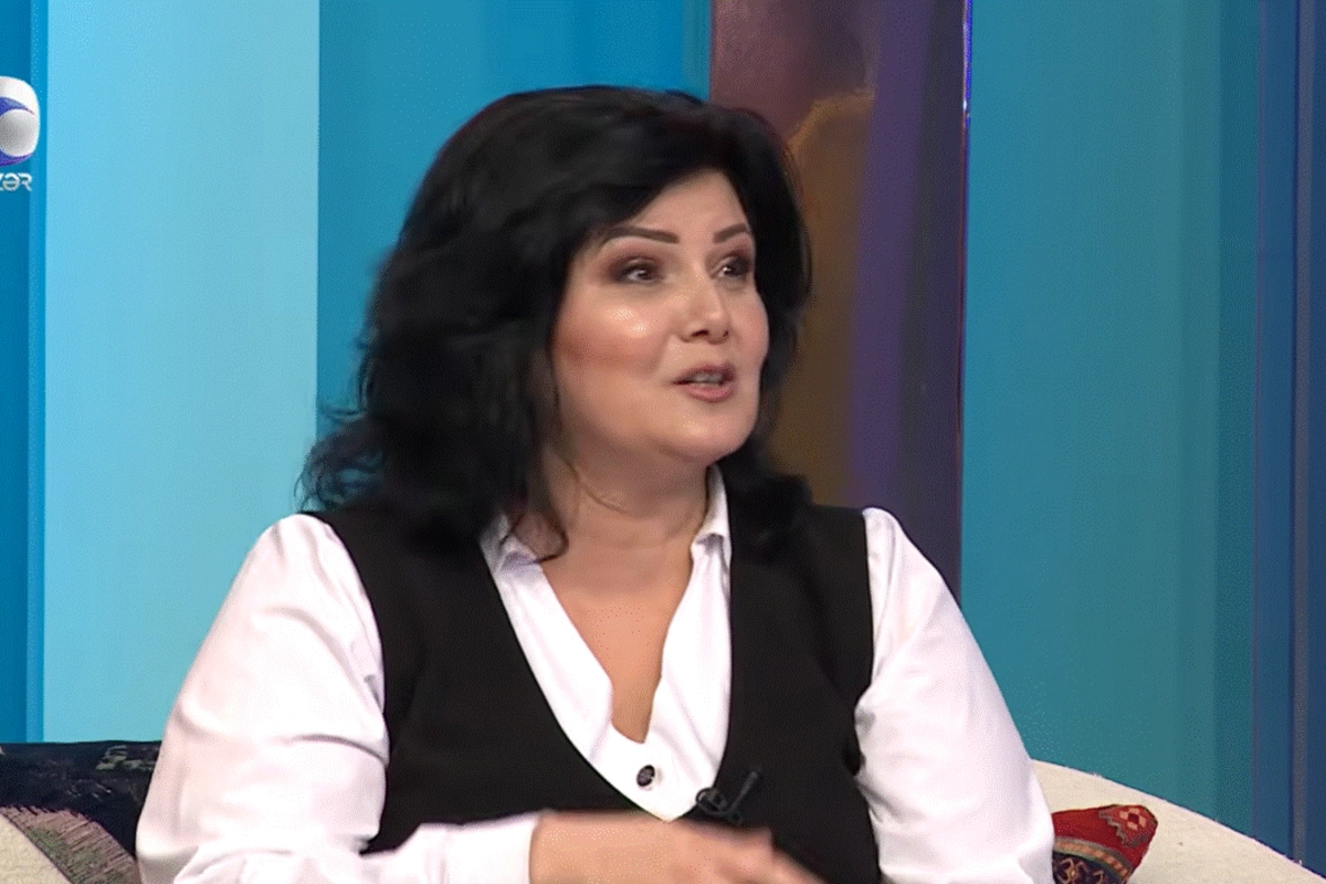 Aşıq Zülfiyyə ilk dəfə xəstəliyindən danışdı Aşıq Zülfiyyə ilk dəfə xəstəliyindən danışdı