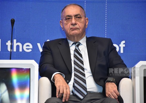 Asim Mollazadə: “Fransa yenidən imperiya olmaq istəyir”