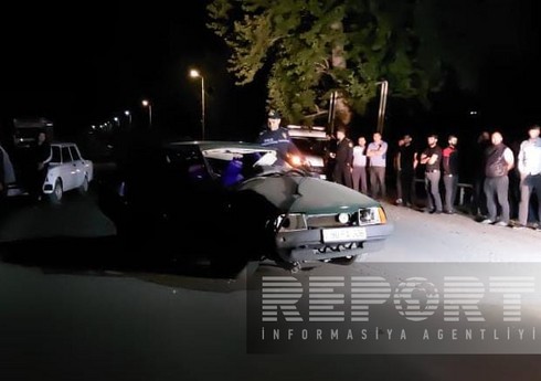 Ağstafada avtomobil ağaca çırpılıb, ölən və xəsarət alanlar var 