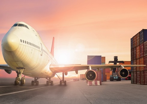 Aviadaşımalara qlobal tələbat son iki ilin maksimumuna çatıb