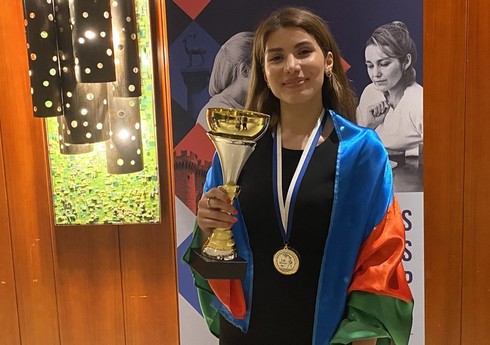 Avropa çempionu olmuş Azərbaycanın ilk qadın şahmatçısı vətənə qayıdıb