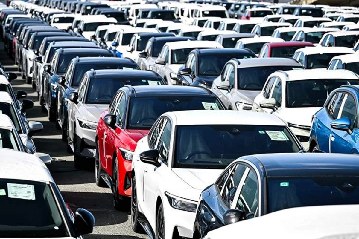 Avtomobil gətirmək adı ilə 385 minlik dələduzluq etdi