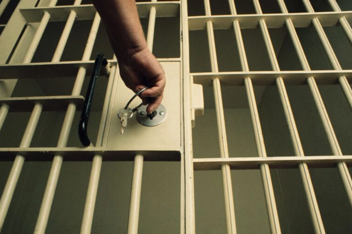 Avtomobil və motosiklet oğurlayan şəxslər saxlanılıblar