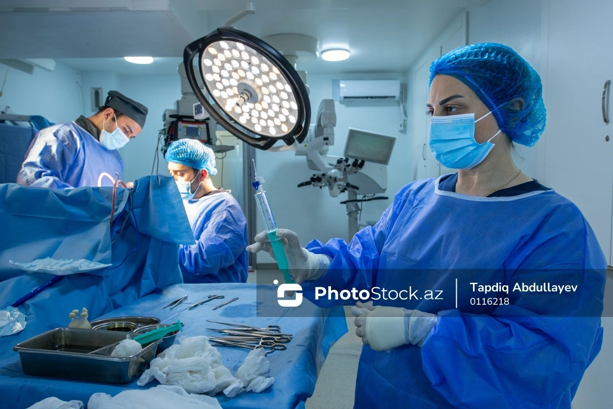 Ayaq əyriliyini düzəltdirmək istəyən qadın estetik əməliyyatın qurbanına çevrildi - Bakıda DƏHŞƏTLİ İDDİA